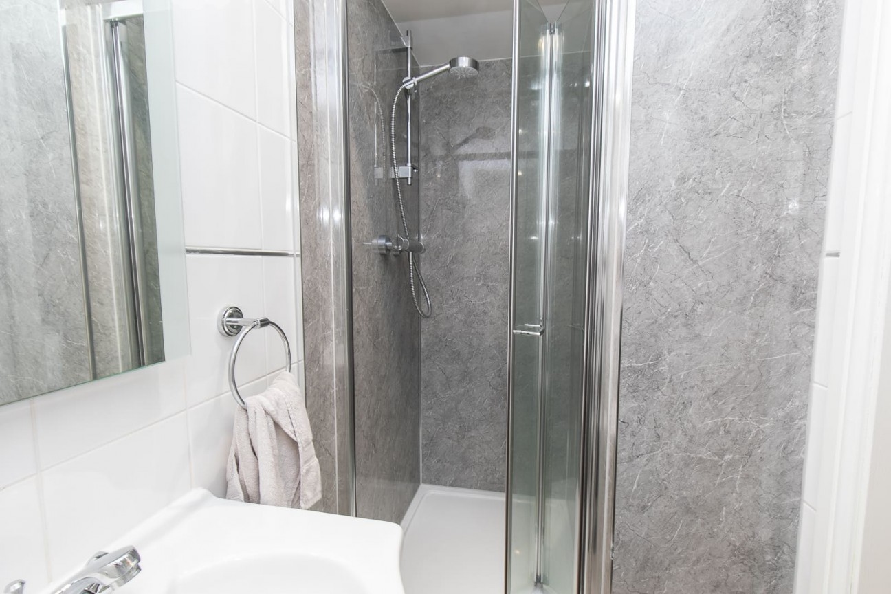 1, Eskdale Apartments Queens Drive West, Ramsey, Isle of Man, IM8 2JD