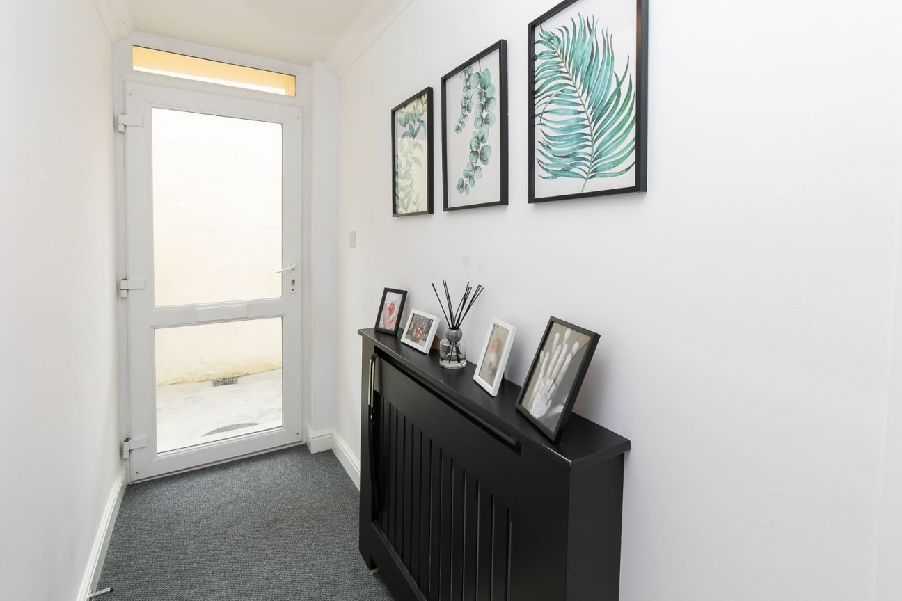 1, Eskdale Apartments Queens Drive West, Ramsey, Isle of Man, IM8 2JD