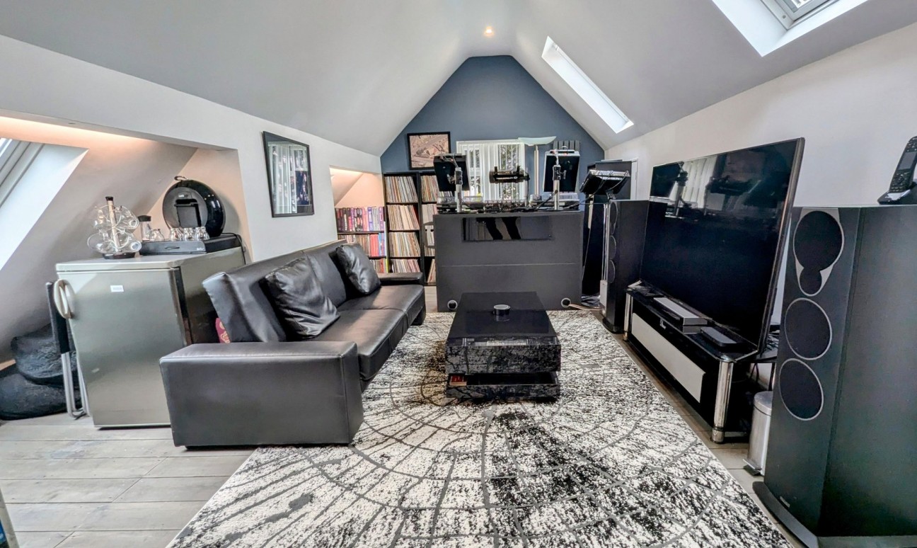 Thorny Lodge, Thorny Road, Douglas, IM2 5EG