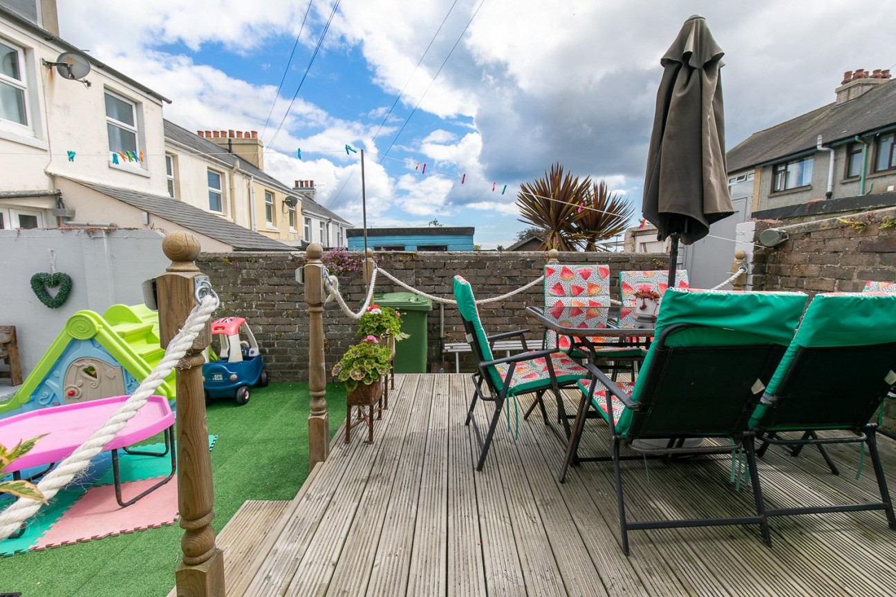 11, Church Avenue, Onchan, IM3 4EG