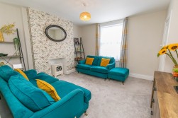 11, Church Avenue, Onchan, IM3 4EG