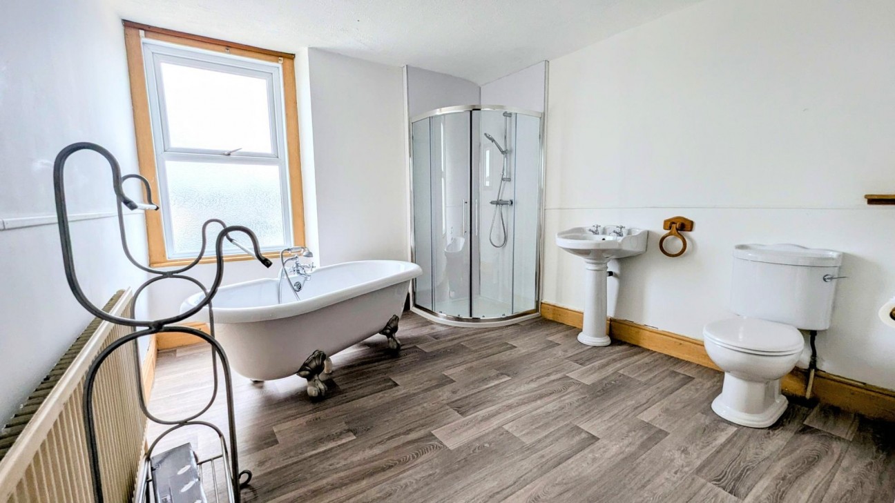 12, York Road, Douglas, IM2 3BW