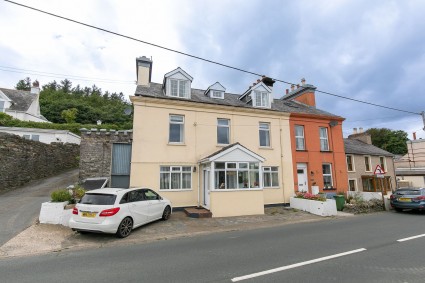 Bay View, South Cape, Laxey, Isle of Man, IM4 7HZ