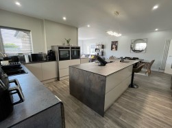 10, The Fairway, Onchan, IM3 2EL