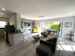 10, The Fairway, Onchan, IM3 2EL