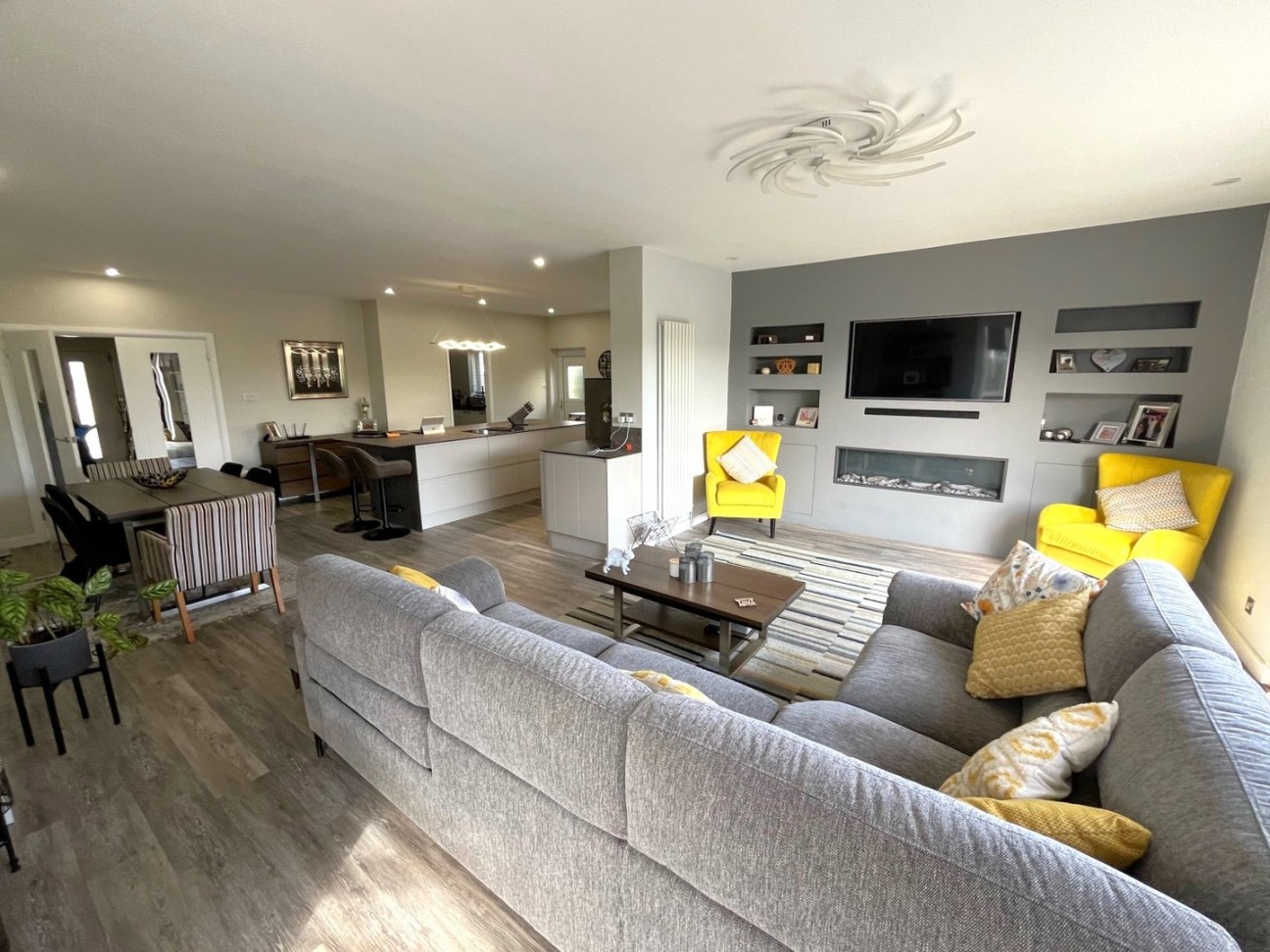 10, The Fairway, Onchan, IM3 2EL