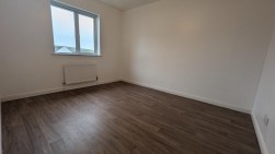 18, Ballakermeen Close, Douglas, IM1 4HX
