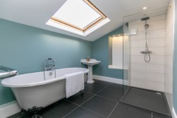 12, Victoria Avenue, Onchan, IM3 1BD