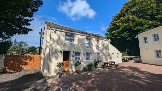 Close Jairg Barn, Old Church Barn, Crosby, IM4 2HA