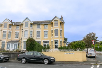 Flat 2, 65, Royal Avenue West, Onchan, IM3 1HF