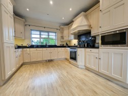 16, Queens Valley, Ramsey, Isle of Man, IM8 1NG