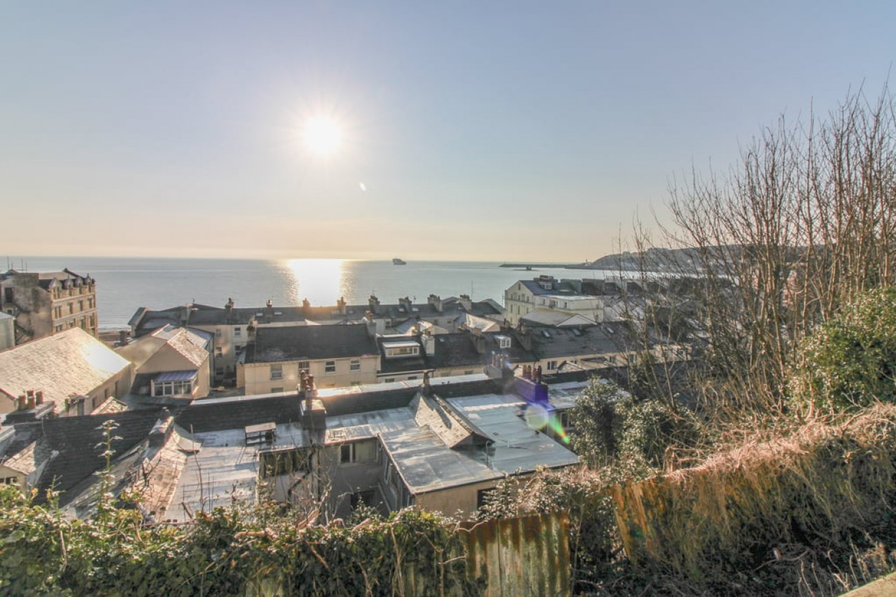 Flat 2, Frankville Court, Woodville Terrace, Douglas, IM2 4HA