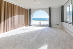 2 King Edward Bay Apartments, Sea Cliff Road, Onchan, IM3 2JE