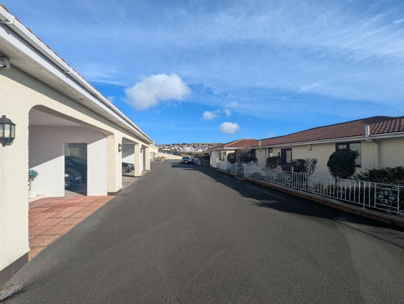 2 King Edward Bay Apartments, Sea Cliff Road, Onchan, IM3 2JE