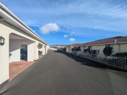 2 King Edward Bay Apartments, Sea Cliff Road, Onchan, IM3 2JE