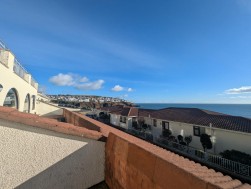 2 King Edward Bay Apartments, Sea Cliff Road, Onchan, IM3 2JE