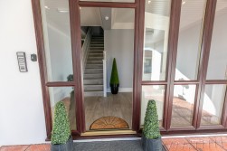 2 King Edward Bay Apartments, Sea Cliff Road, Onchan, IM3 2JE