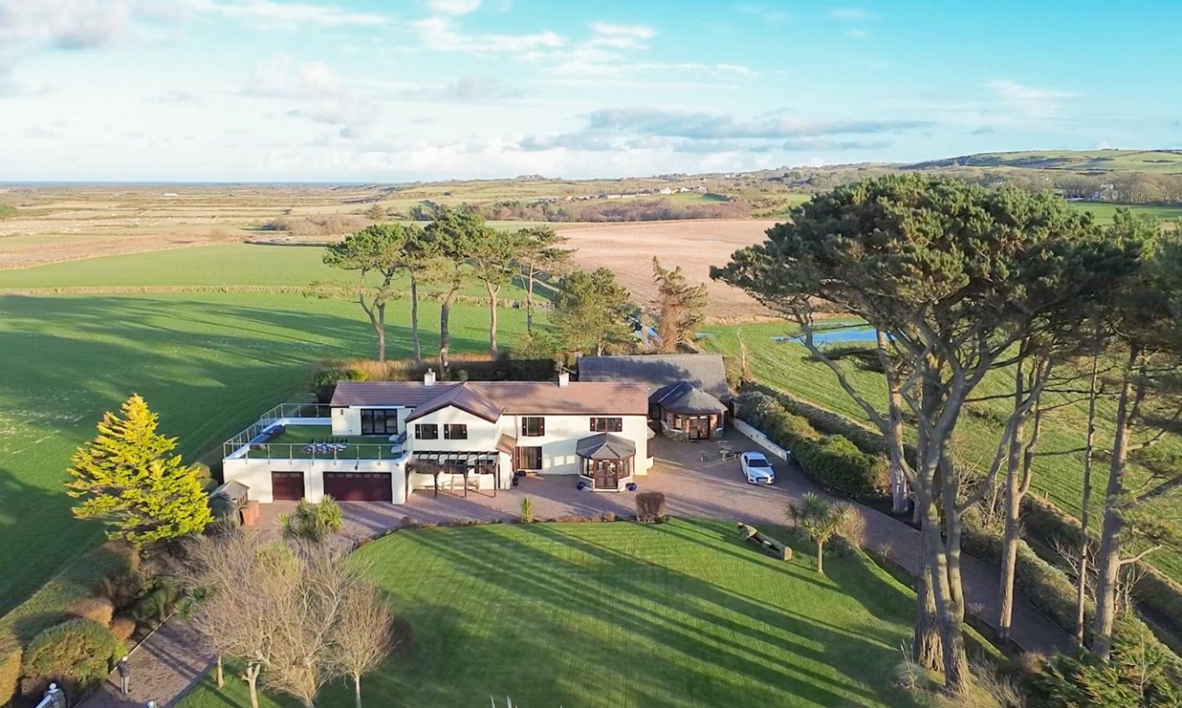 Reayrt-Ny-Marrey, Ballakinnag Road, Ramsey, IM7 3ED
