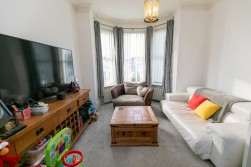 2, Avondale Road, Onchan, IM3 1AG