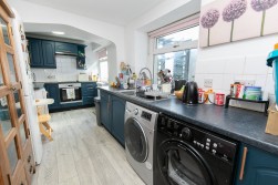 2, Avondale Road, Onchan, IM3 1AG