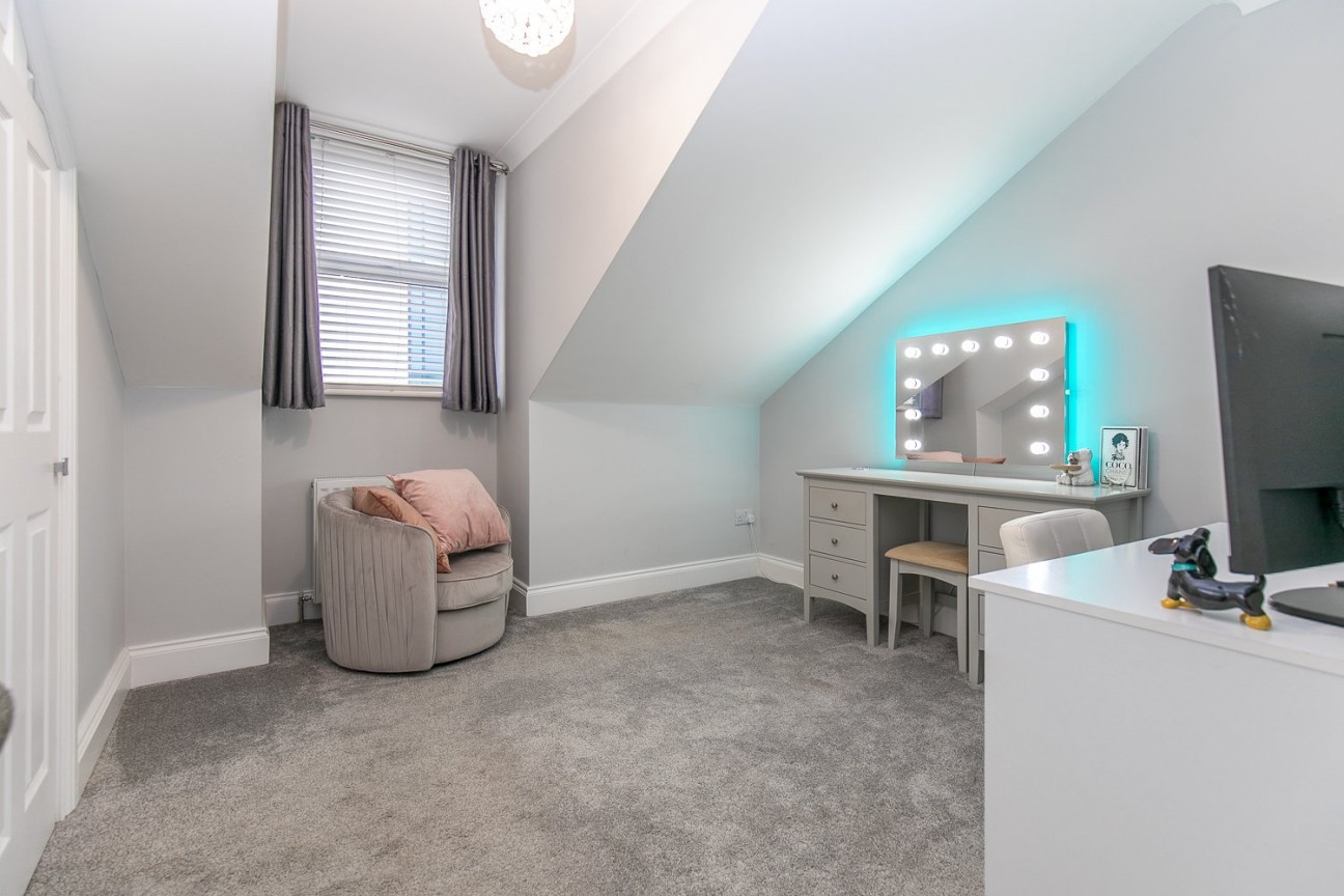 85, Circular Road, Douglas, IM1 1AX