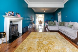 45, Royal Avenue West, Onchan, IM3 1HE