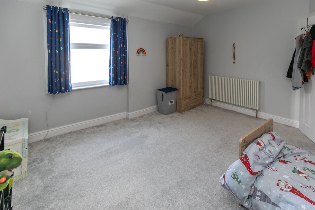 45, Royal Avenue West, Onchan, IM3 1HE