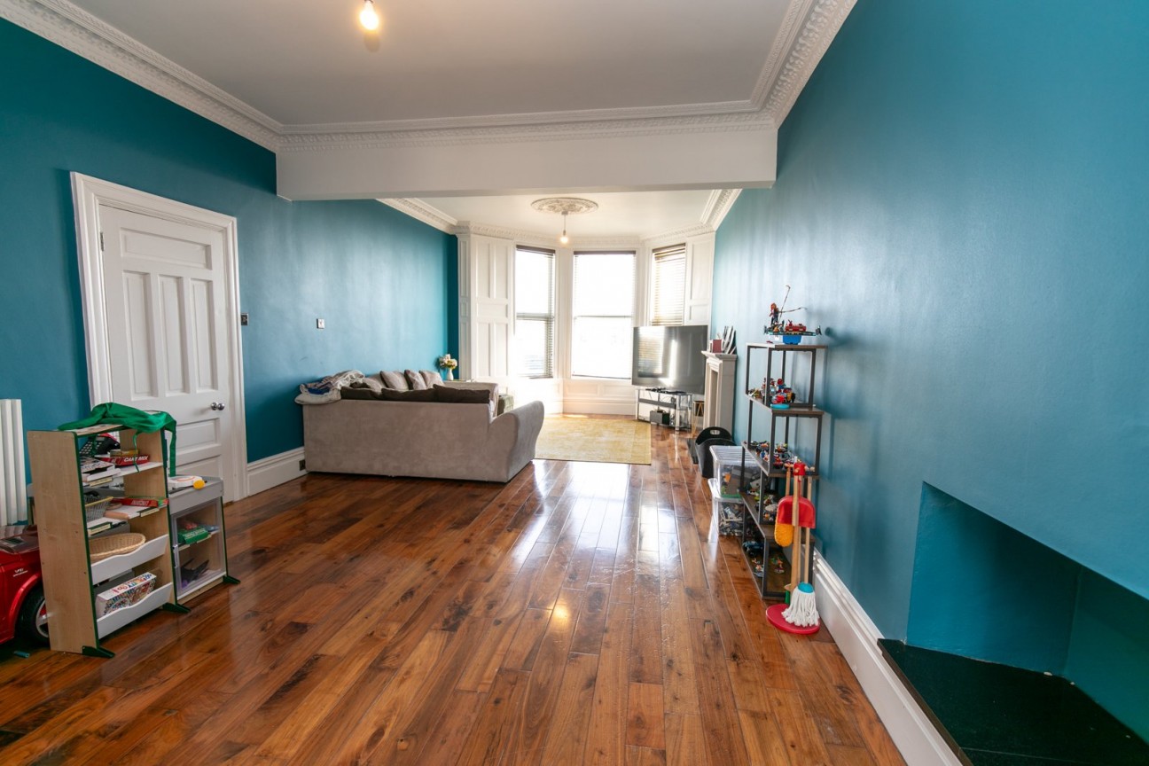 45, Royal Avenue West, Onchan, IM3 1HE