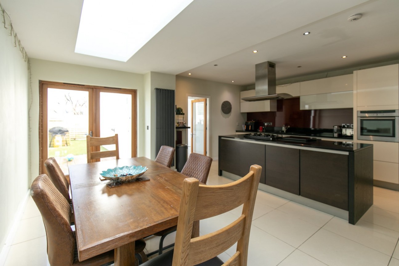 45, Royal Avenue West, Onchan, IM3 1HE