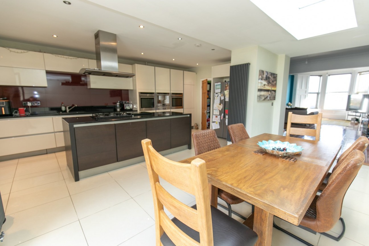 45, Royal Avenue West, Onchan, IM3 1HE
