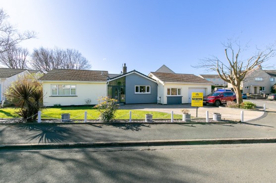 6, Links Close, Peel, Isle of Man, IM5 1DG