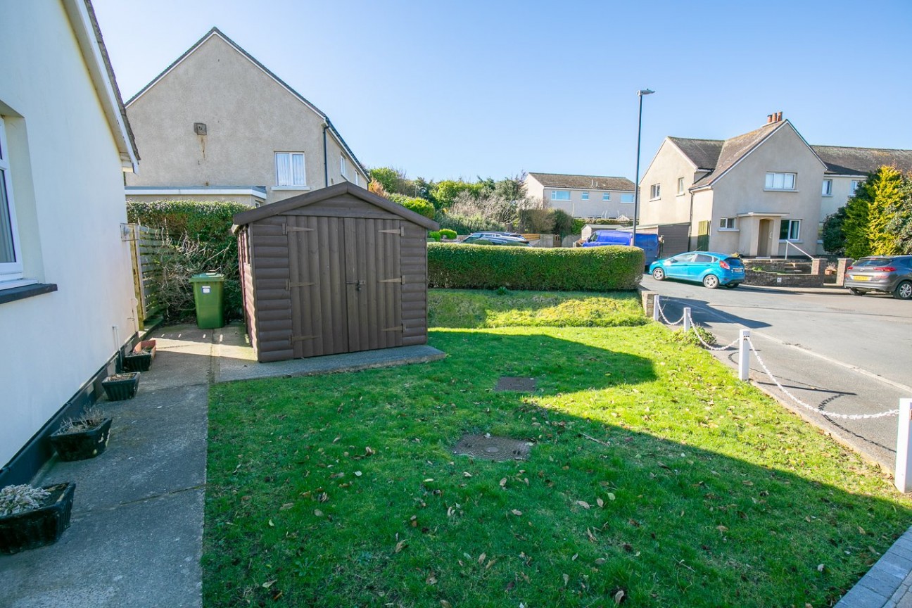 6, Links Close, Peel, Isle of Man, IM5 1DG