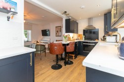 3 Loch Villas, Gibson Street, Isle of Man, IM8 3DR