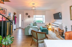 3 Loch Villas, Gibson Street, Isle of Man, IM8 3DR
