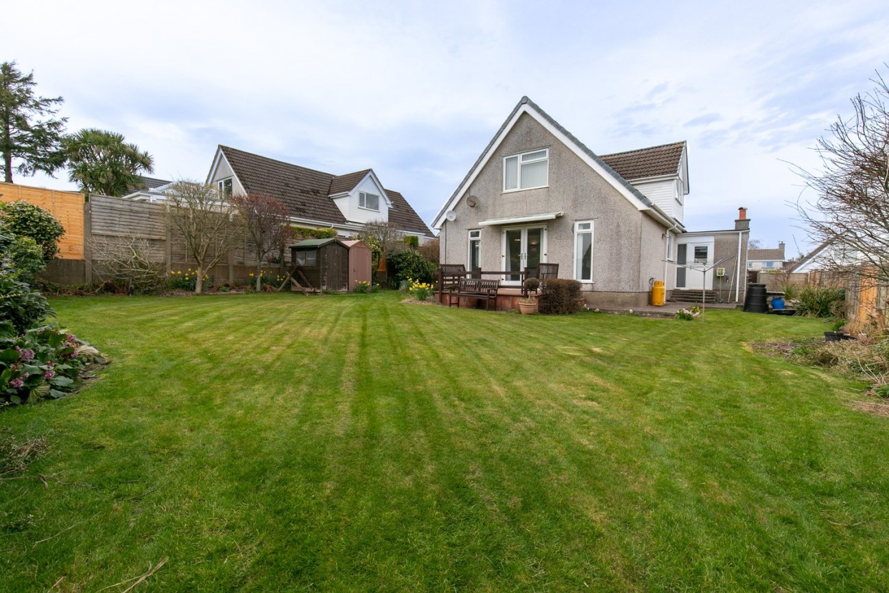 25, Copse Hill, Douglas, Isle of Man, IM2 1NE
