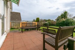 25, Copse Hill, Douglas, Isle of Man, IM2 1NE