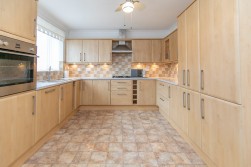 25, Copse Hill, Douglas, Isle of Man, IM2 1NE