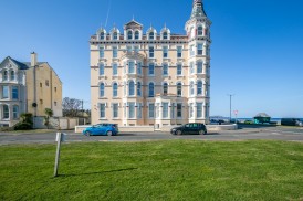 Belvedere Court, Flat 10, Mooragh Promenade, Ramsey, IM8 3AG