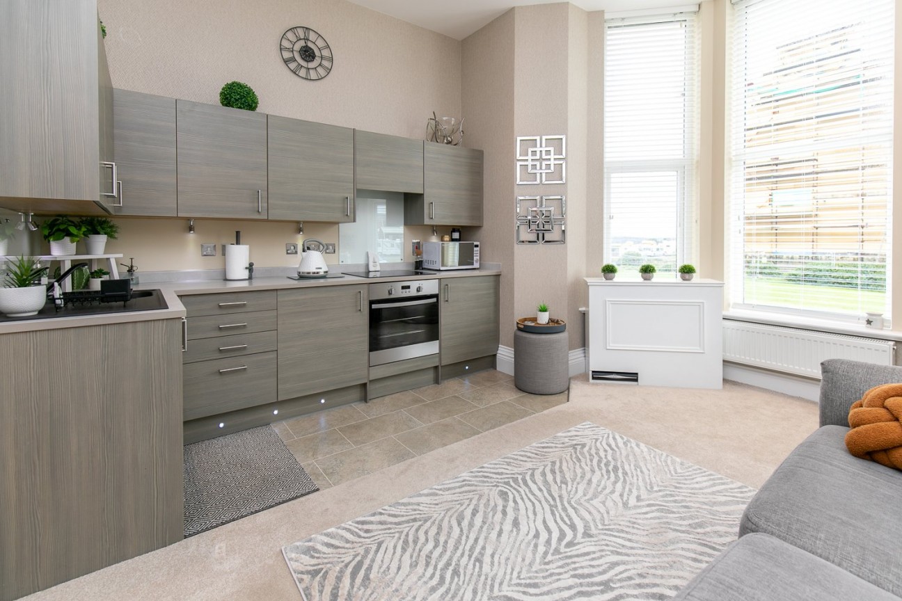 Belvedere Court, Flat 10, Mooragh Promenade, Ramsey, IM8 3AG