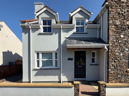 Slaynt As Shee, Glen Road, Laxey, Isle of Man, IM4 7AB