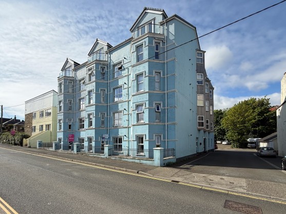 1 Wellington House Apartments, Waterloo Road, Ramsey, Isle of Man, IM8 1EG