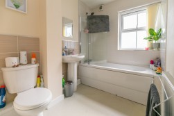 Apartment 1, Wellington House Apartments, Waterloo Road, Ramsey, Isle of Man, IM8 1EG