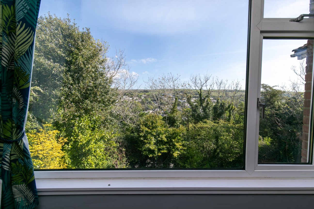 Kololo, Telephone Exchange Road, Laxey, Isle of Man, IM4 7HU