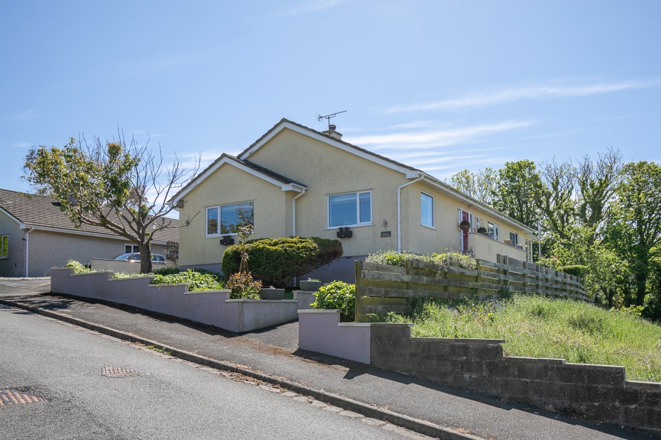 Elgin, Glen Maye Park, Glen Maye, Isle of Man, IM5 3AX