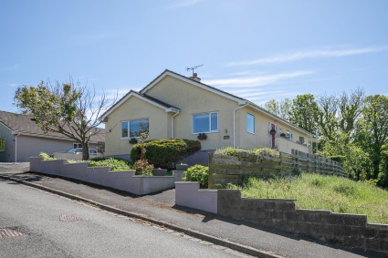 Elgin, Glen Maye Park, Glen Maye, Isle of Man, IM5 3AX