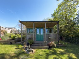 Elgin, Glen Maye Park, Glen Maye, Isle of Man, IM5 3AX