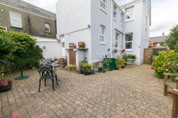 29, Albany Road, Douglas, Isle of Man, IM2 3NF
