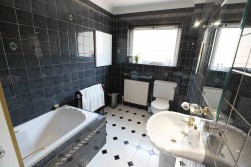 Ballanoa, Andreas Road, Ramsey, IM7 4EE