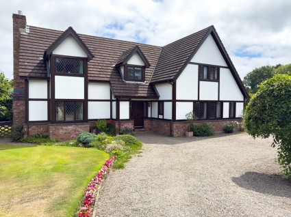 40, Farmhill Park, Douglas, Isle of Man, IM2 2ED