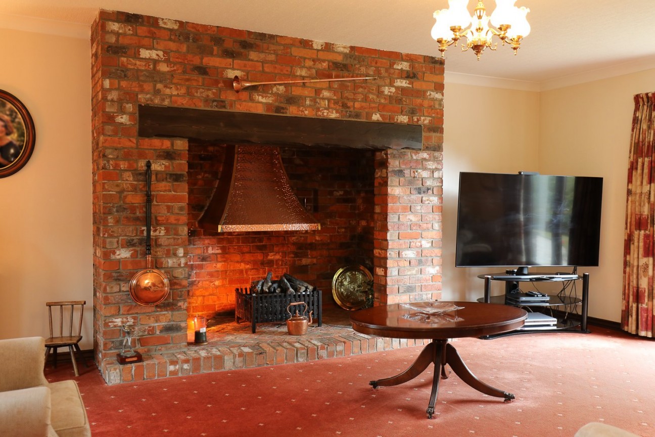 40, Farmhill Park, Douglas, Isle of Man, IM2 2ED